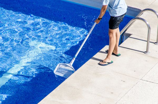 Commercial Pool Cleaning